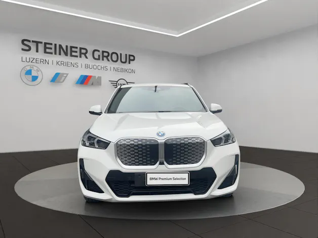 BMW iX1 xDrive 30 M Sport