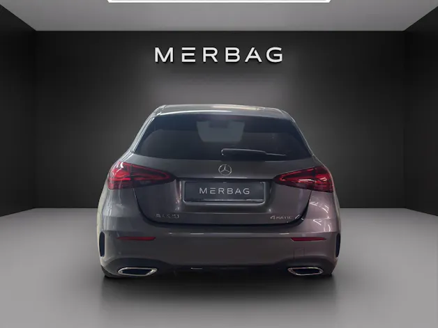 MERCEDES-BENZ A 220 4Matic 8G-DCT