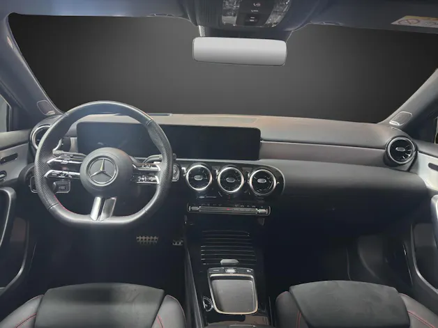 MERCEDES-BENZ A 220 4Matic 8G-DCT