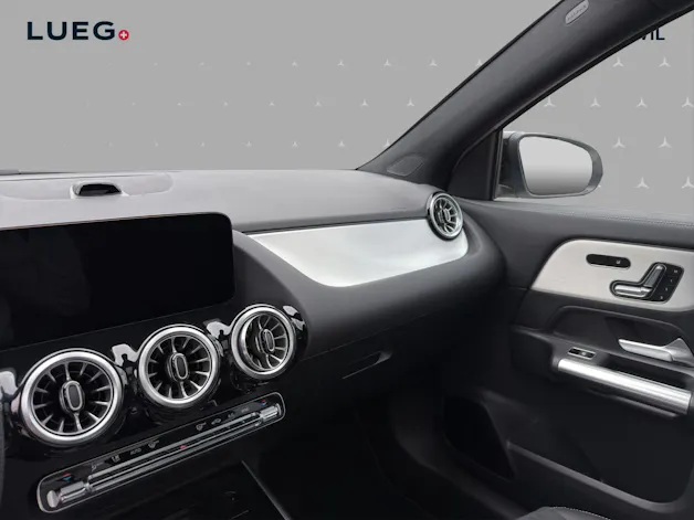 MERCEDES-BENZ GLA 200 Night Star 7G-DCT