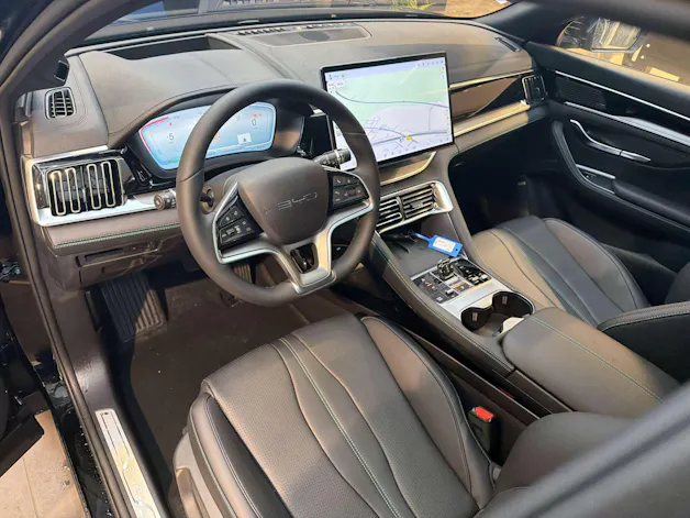 BYD Seal U DM-i Design AWD 324PS Automat