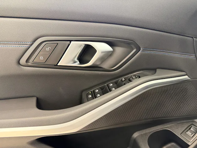 BMW 330i Touring xDrive Steptronic M Sport