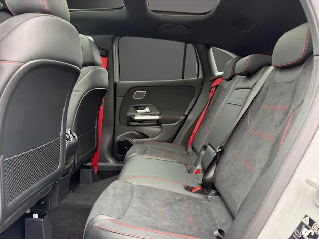 MERCEDES-BENZ GLA 35 AMG 4Matic