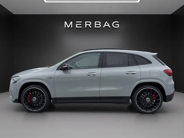 MERCEDES-BENZ GLA 35 AMG 4Matic