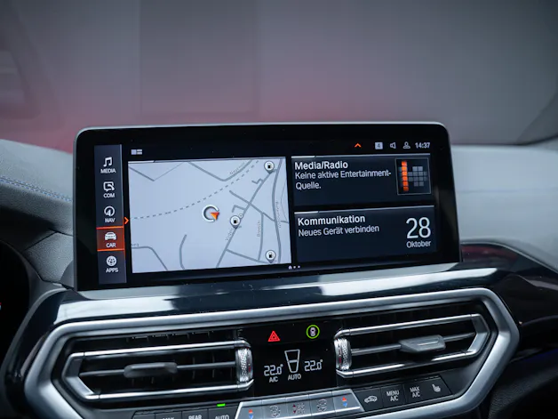BMW X4 M40i / Panorama-Schiebedach / HeadUp / 360°Kamera