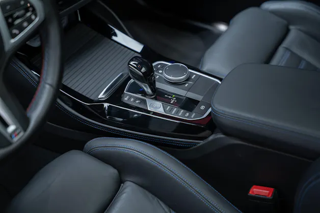 BMW X4 M40i / Panorama-Schiebedach / HeadUp / 360°Kamera