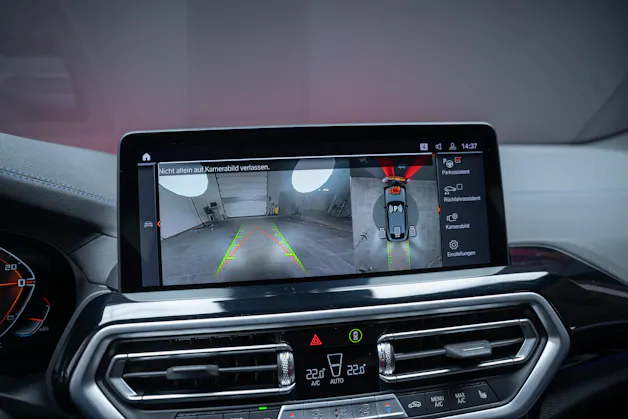 BMW X4 M40i / Panorama-Schiebedach / HeadUp / 360°Kamera