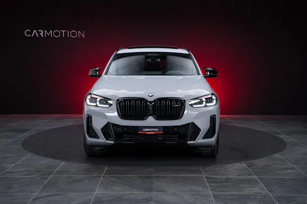 BMW X4 M40i / Panorama-Schiebedach / HeadUp / 360°Kamera