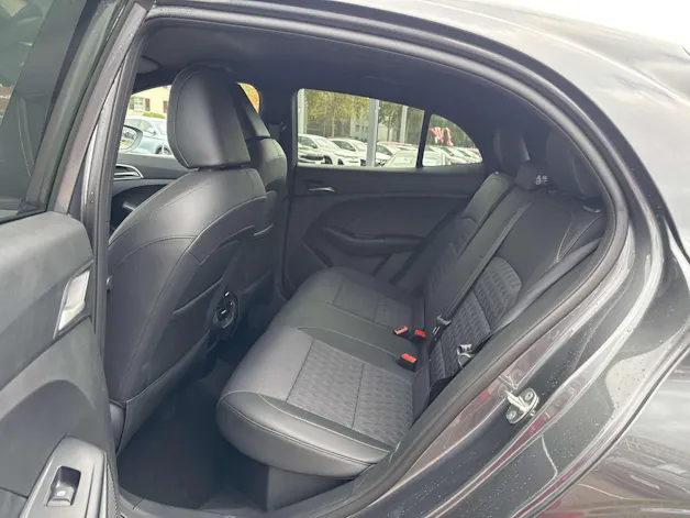 MG 3 1.5 Hybrid Luxury Automat