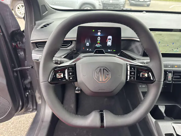 MG 3 1.5 Hybrid Luxury Automat
