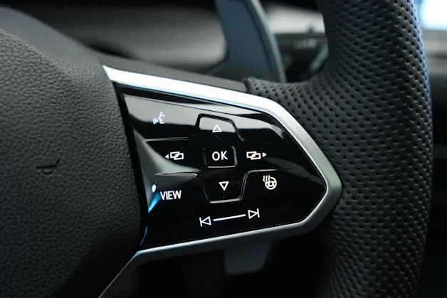 VW Golf 2.0 TSI GTI DSG *CH-Fahrzeug* *Harman Kardon*