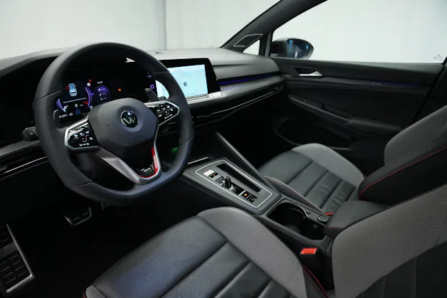 VW Golf 2.0 TSI GTI DSG *CH-Fahrzeug* *Harman Kardon*