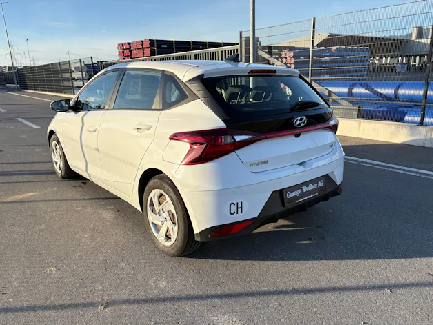 HYUNDAI i20 1.0 T-GDi Amplia DCT