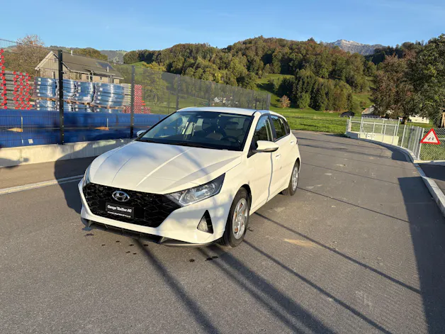 HYUNDAI i20 1.0 T-GDi Amplia DCT