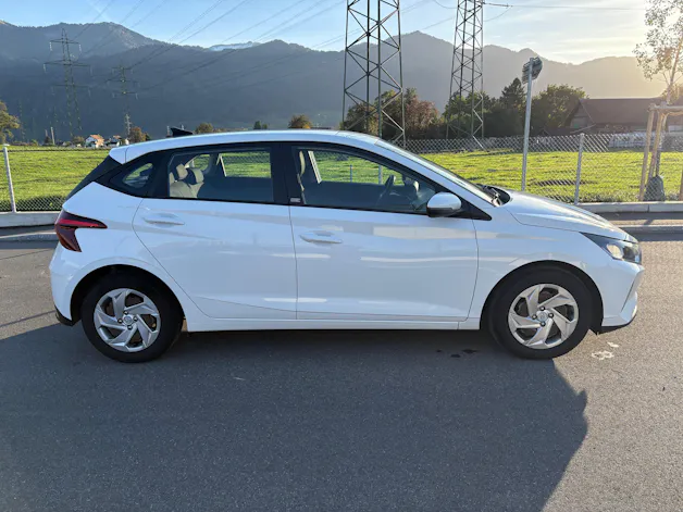 HYUNDAI i20 1.0 T-GDi Amplia DCT