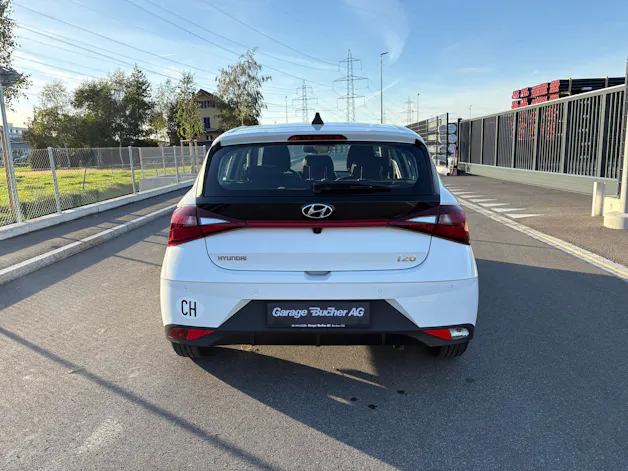 HYUNDAI i20 1.0 T-GDi Amplia DCT