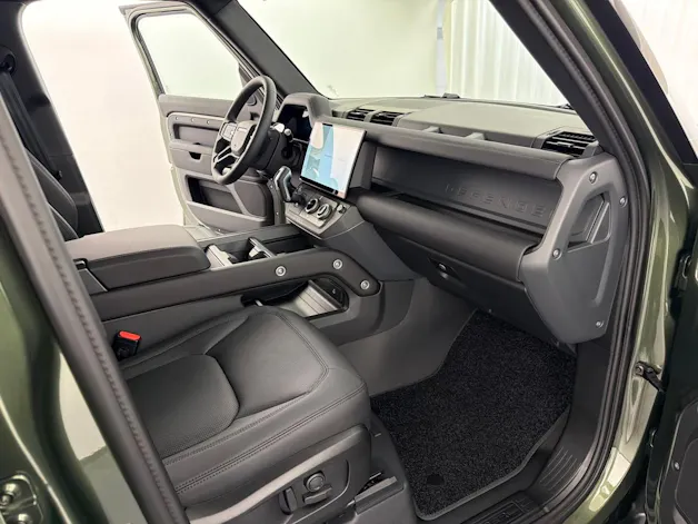 Land Rover Defender110 P300e X-D SE