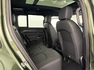 Land Rover Defender110 P300e X-D SE