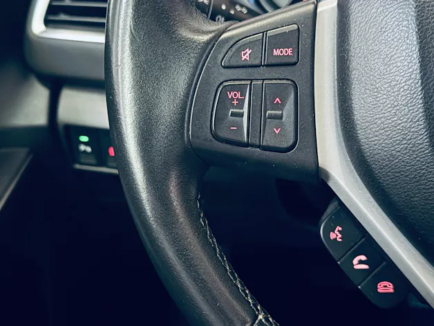 Suzuki S-Cross 1.5 Compact Top Hybrid