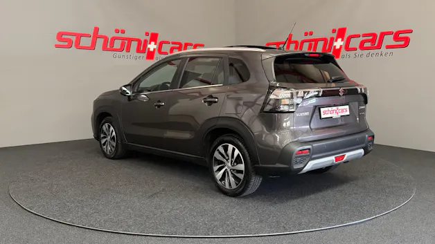 Suzuki S-Cross 1.5 Compact Top Hybrid