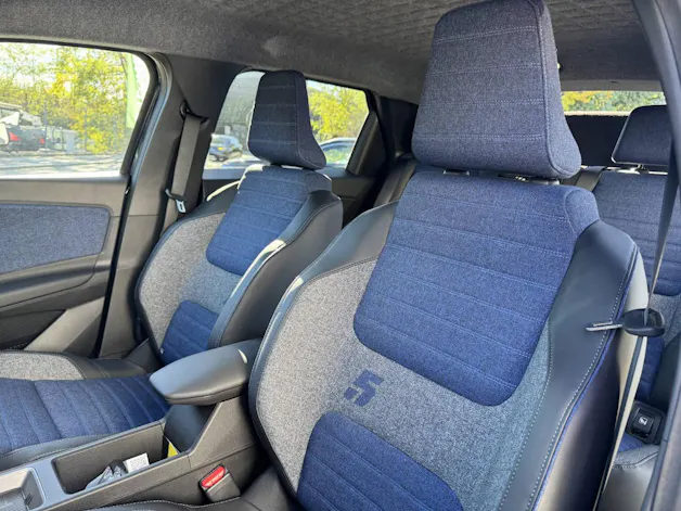 RENAULT R5 E-Tech Comfort Range iconic five