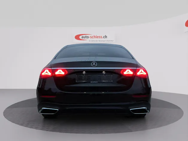 MERCEDES-BENZ E 200 4 Matic AMG Line Night Superscreen