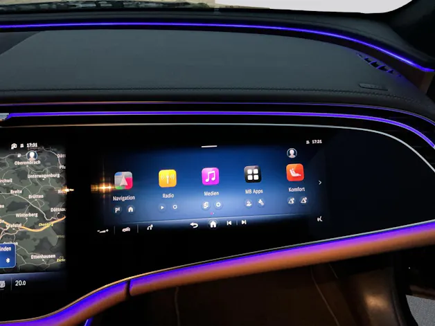 MERCEDES-BENZ E 200 4 Matic AMG Line Night Superscreen