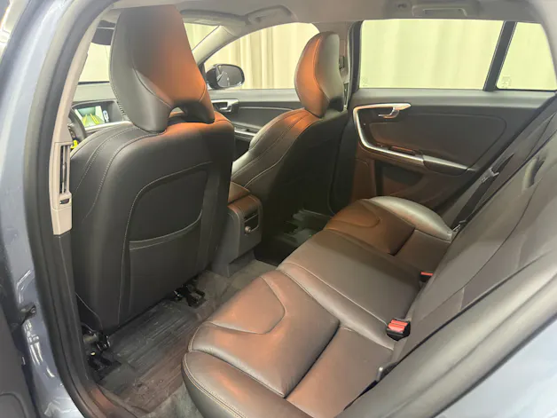 VOLVO V60 Cross Country T5 AWD Summum Geartronic