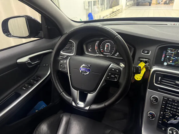 VOLVO V60 Cross Country T5 AWD Summum Geartronic