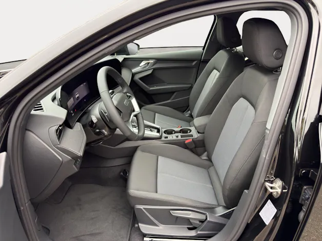 AUDI A3 Sportback TFSI 85 kW S line Ambition 116PS