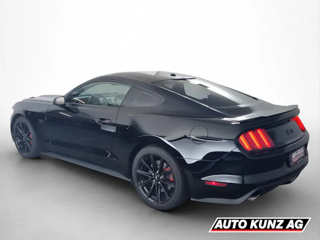 FORD Mustang Coupé 5.0 V8 GT Premium