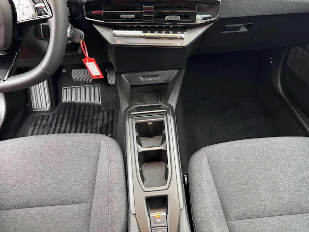 RENAULT Clio 1.2 TCe Evolution NEUES MODELL EDC-Automat