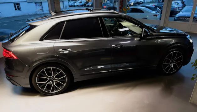 AUDI Q8 55 TFSI quattro tiptronic **ABT 408PS**