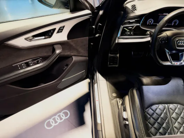 AUDI Q8 55 TFSI quattro tiptronic **ABT 408PS**
