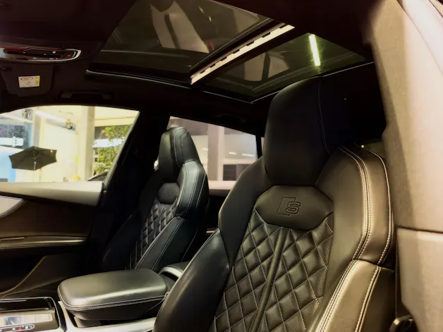 AUDI Q8 55 TFSI quattro tiptronic **ABT 408PS**