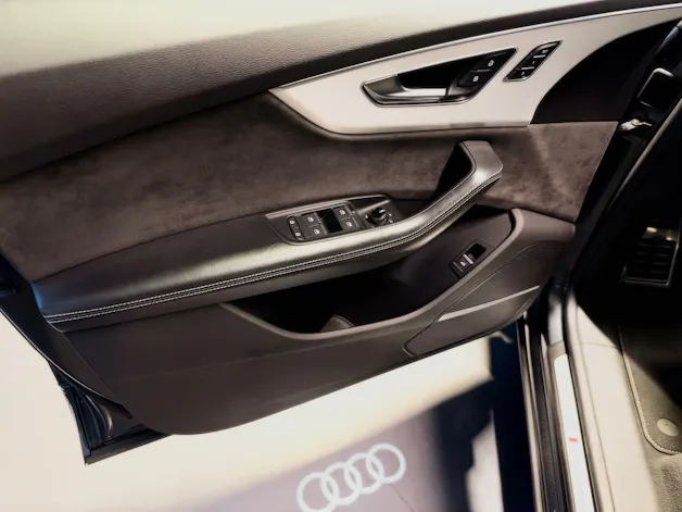AUDI Q8 55 TFSI quattro tiptronic **ABT 408PS**