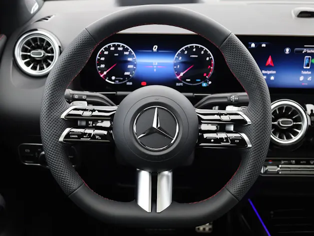 MERCEDES-BENZ GLA 250 4Matic 8G-DCT