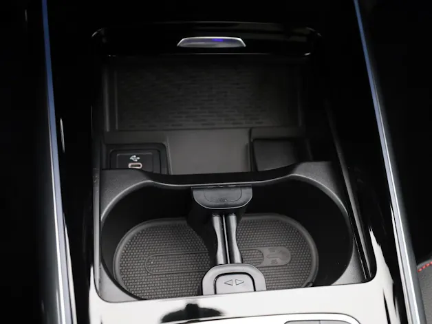 MERCEDES-BENZ GLA 250 4Matic 8G-DCT