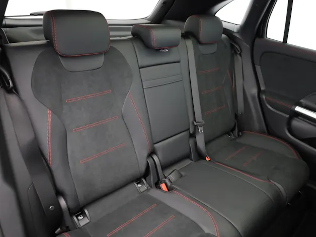 MERCEDES-BENZ GLA 250 4Matic 8G-DCT