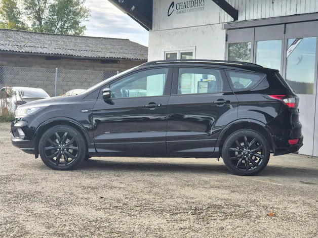 FORD Kuga 1.5 SCTi ST Line 4WD Automatic