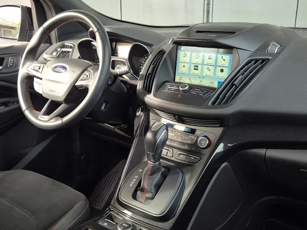 FORD Kuga 1.5 SCTi ST Line 4WD Automatic