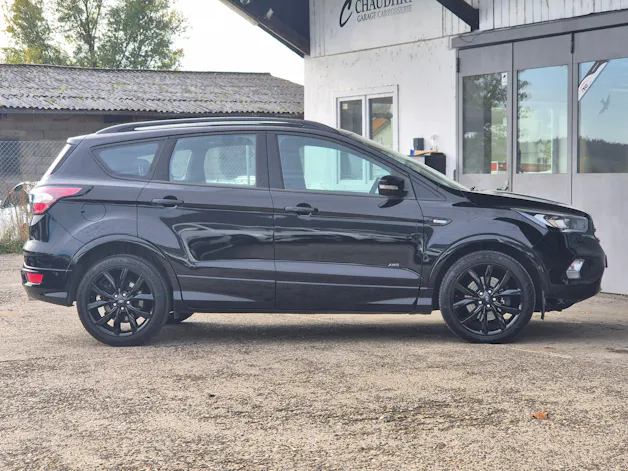 FORD Kuga 1.5 SCTi ST Line 4WD Automatic