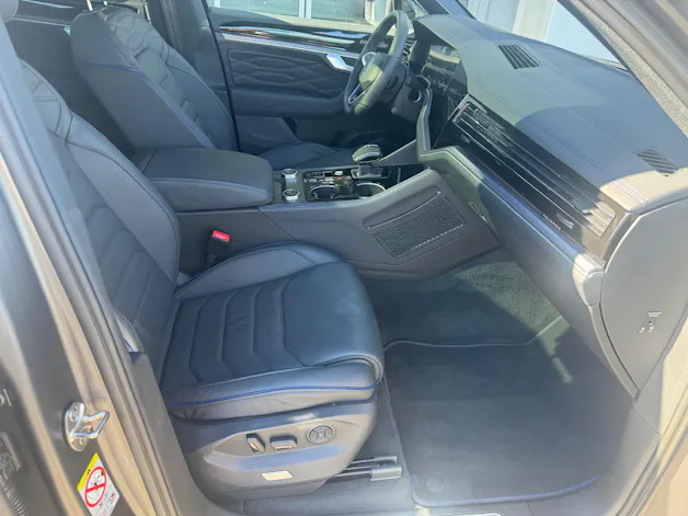 VW Touareg 3.0 TSI eHybrid R Tiptronic