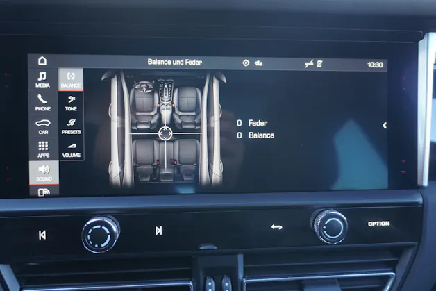 PORSCHE Macan S PDK