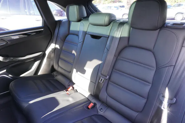 PORSCHE Macan S PDK