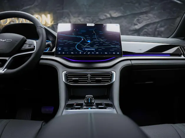 BYD Seal U DM-i Design AWD *Sofort verfügbar*Werksgarantie*Panorama*Sitzbelüftung*360° Kamera*