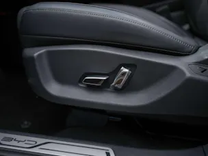 BYD Seal U DM-i Design AWD *Sofort verfügbar*Werksgarantie*Panorama*Sitzbelüftung*360° Kamera*