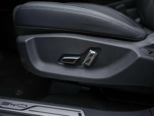 BYD Seal U DM-i Design AWD *Sofort verfügbar*Werksgarantie*Panorama*Sitzbelüftung*360° Kamera*