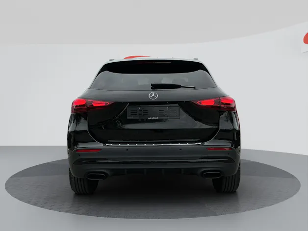 MERCEDES-BENZ GLA 200 AMG Line Night