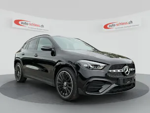 MERCEDES-BENZ GLA 200 AMG Line Night